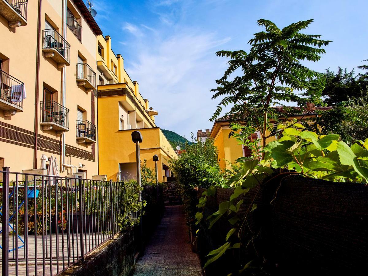 5 Lake Sweet Home Acquaseria Εξωτερικό φωτογραφία